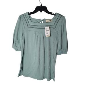 Everleigh Size Small blouse 1/2 sleeve dusty mint green NEW embroidery detail